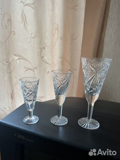 Рюмки, бокалы, фужеры,стаканы, кружки, тарелки