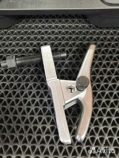 Съемник шаровых опор 20 мм