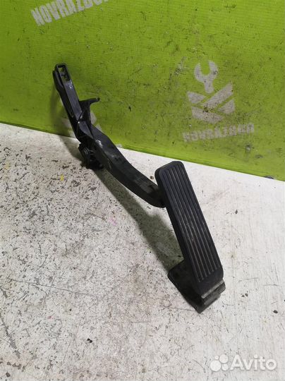 Педаль газа Мерседес Бенз 210 Е-класс