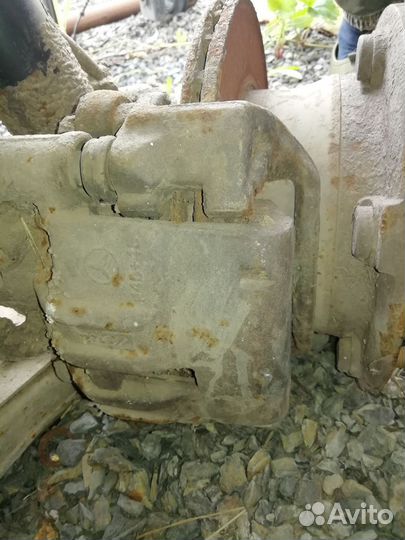 Суппорт передний правый Мерседес Спринтер W904