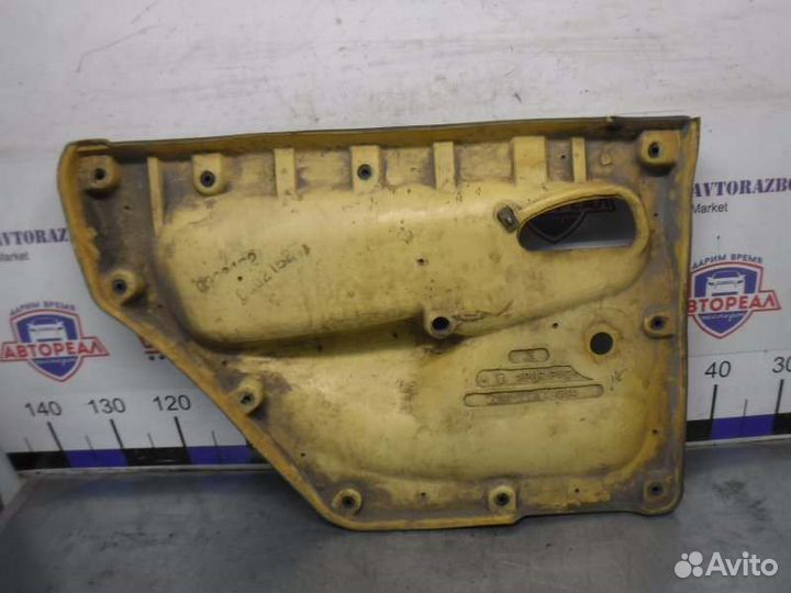 Обшивка двери задняя правая Ваз 2115 2111