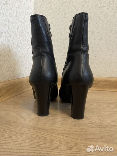 Ботильоны зимние натуральная кожа 38