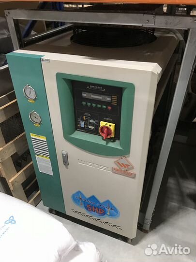 Чиллер для охлаждения воды бу