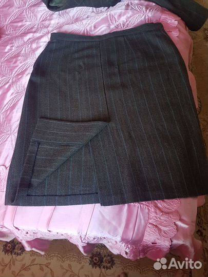 Костюм женский с юбкой