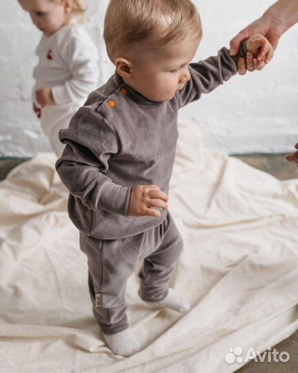 Комплект одежды для новорожденного новый