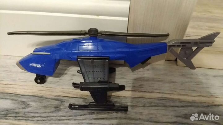 Вертолет Hotwheels