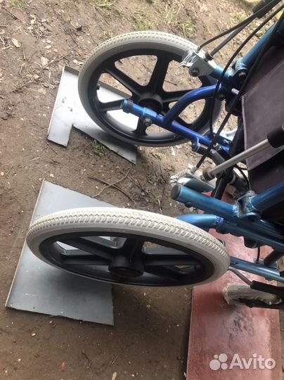 Коляска для инвалидов