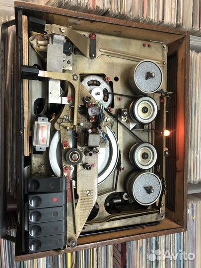 Магнитофон катушечный.Дайна (daina) elfa