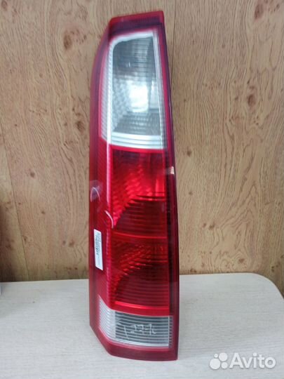 Фонарь задний левый Opel Meriva A