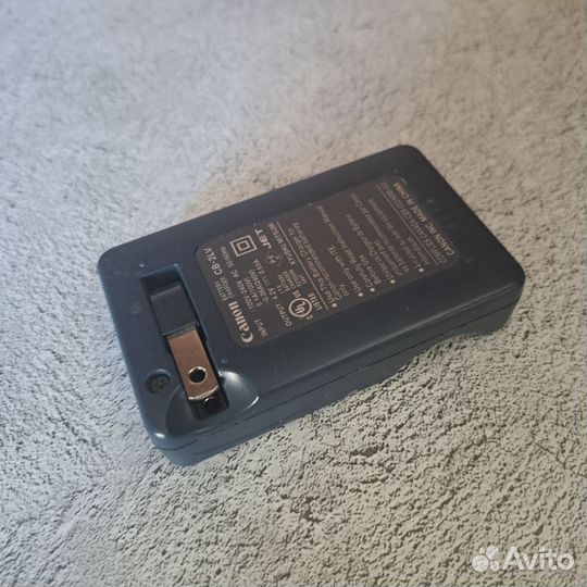 Зарядное устройство Canon CB-2LVE NB-4L