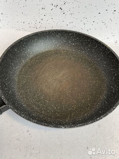 Сковорода алюминиевая 28 см сковородка Gipfel б/у