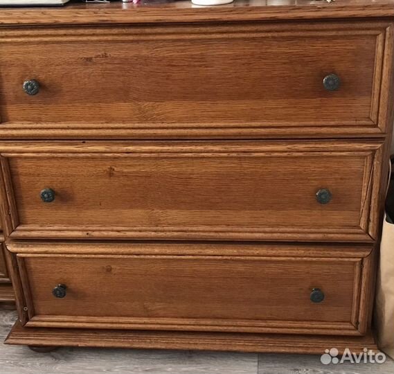 Кровать,комод и тумбочки