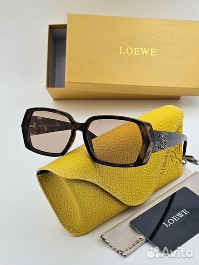 Солнцезащитные очки loewe