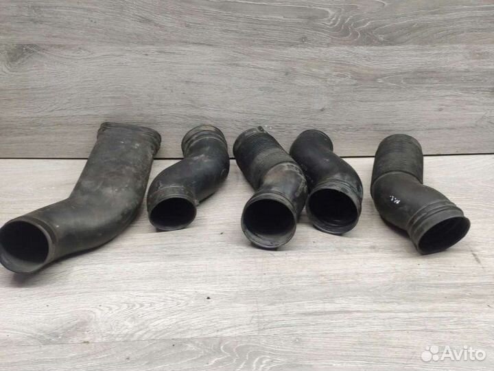 Патрубок воздушного фильтра Mercedes M W164