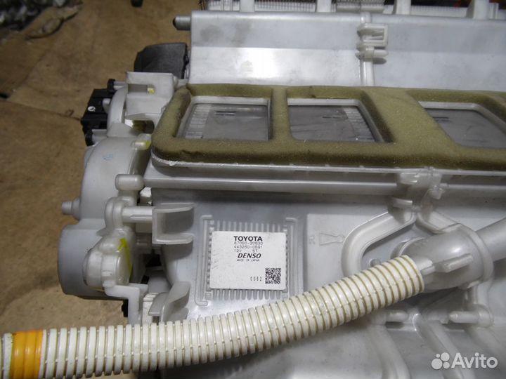 Корпус печки lexus GS 450H