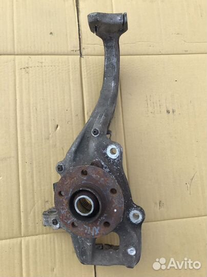 Ступица передняя левая audi A6 C7 2010-2022 2013