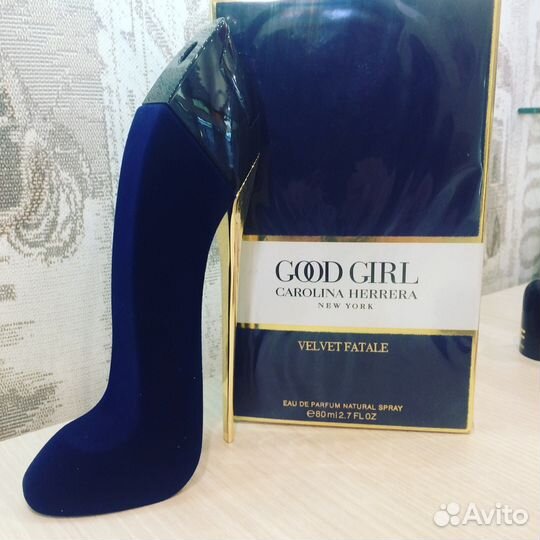 CH. Туфелька. Carolina Herrera. Velvet Fatale. Par