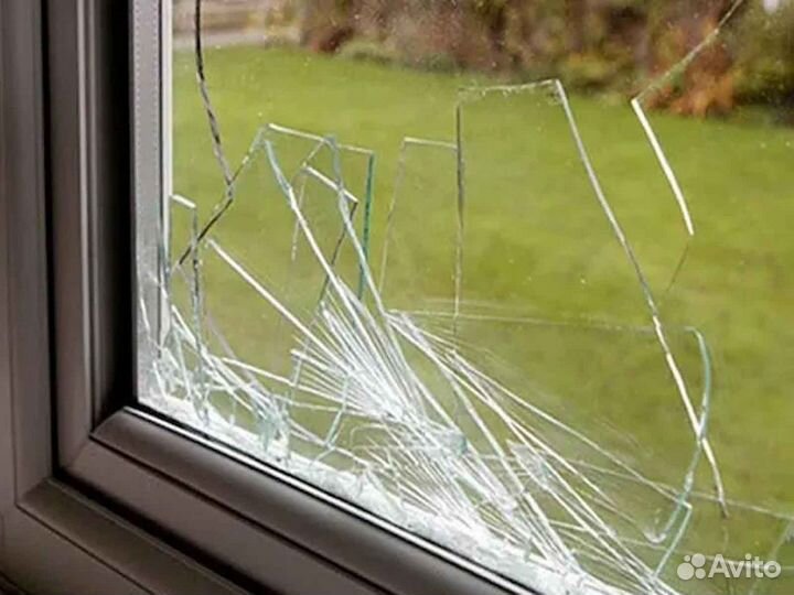 Ремонт окон, стеклопакет триплекс RAL4517