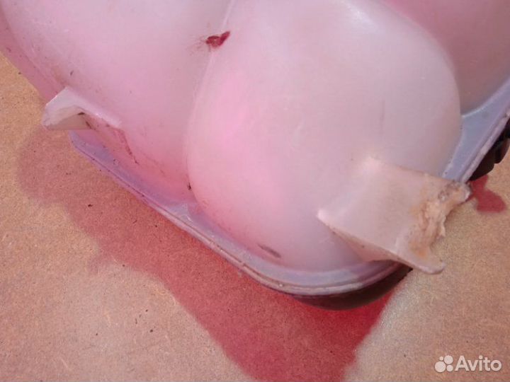 Бачок расширительный Mercedes-Benz Slk-Class R170