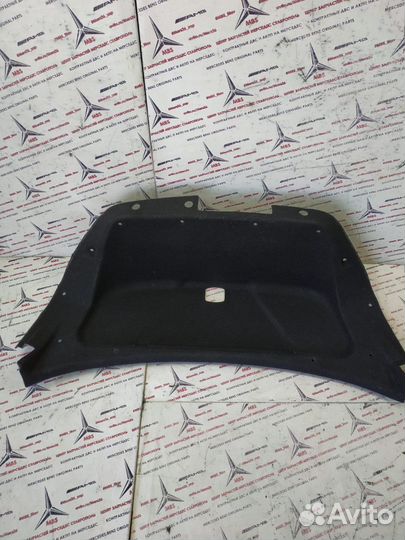 Обшивка крышки багажника w203 Mercedes