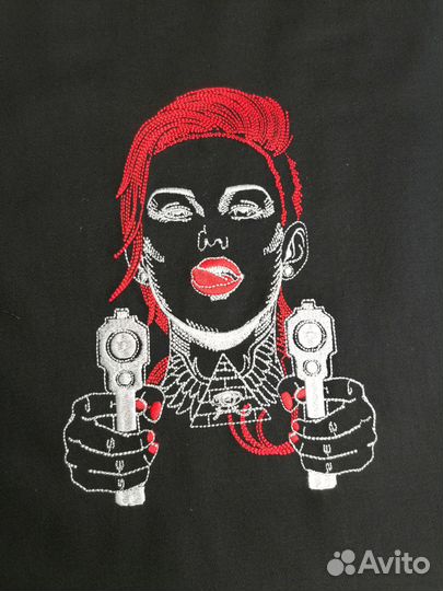 Машинная вышивка на одежде, крое, кепках, шевроны