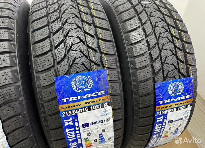 Tri Ace Snow White II 215/65 R16 33T