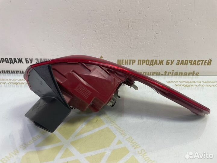 Фонарь внешний левый Hyundai Santa Fe 4 TM