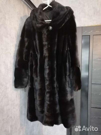 Шуба норковая поперечка с капюшоном