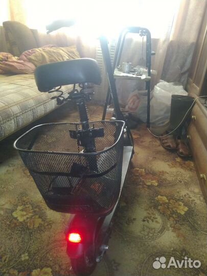 Самокат взрослый электрический бу