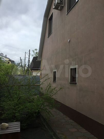 Дом 189 м² на участке 6,7 сот.