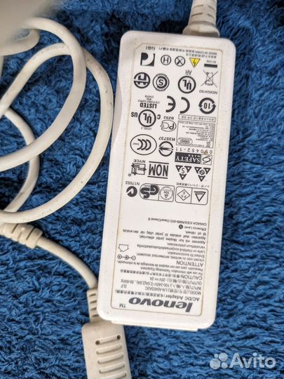 Зарядка для ноутбука