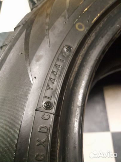 Toyo Winter Tranpath MK4a 235/60 R18