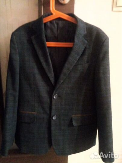 Два пиджака на мальчиков рост 134