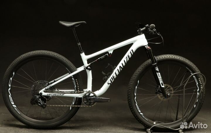 Specialized epic expert 2023
