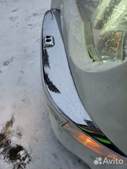 Хромтрованная Накладка бампера с омывателем