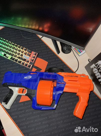 Продаеться Nerf игровое оружие