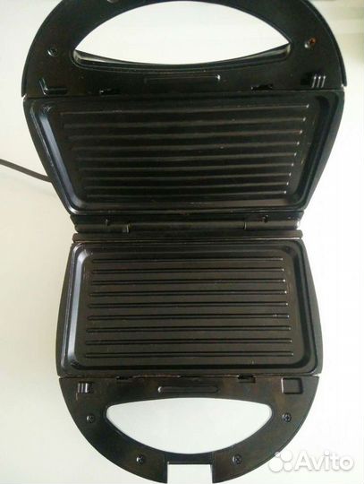 Сэндвичница Rolsen PM-755