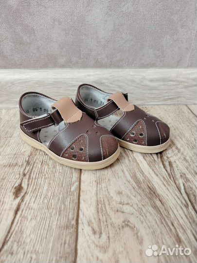 Сандали для мальчика 23