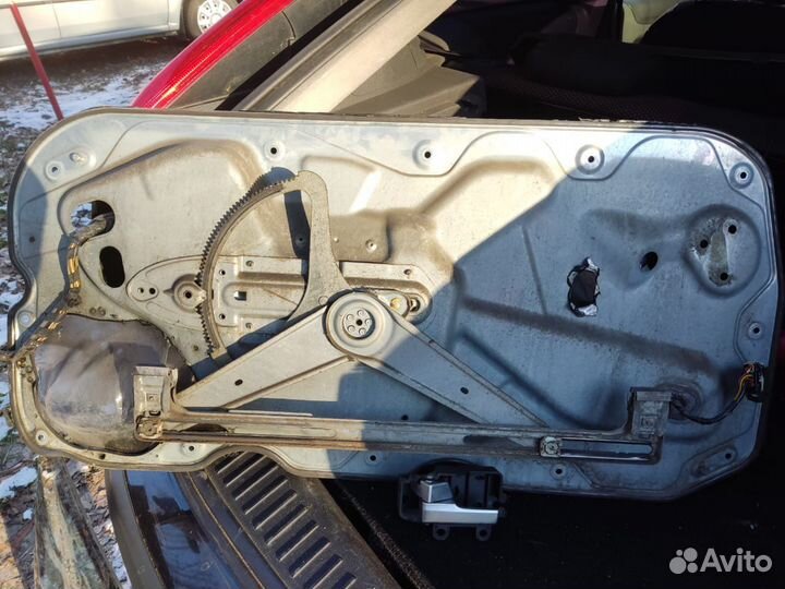 Стеклоподъемник ford focus 2