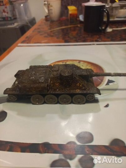 Игрушка танк СССР