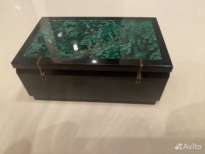Шкатулка из малахита