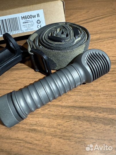 Налобный фонарь Zebralight H600w II