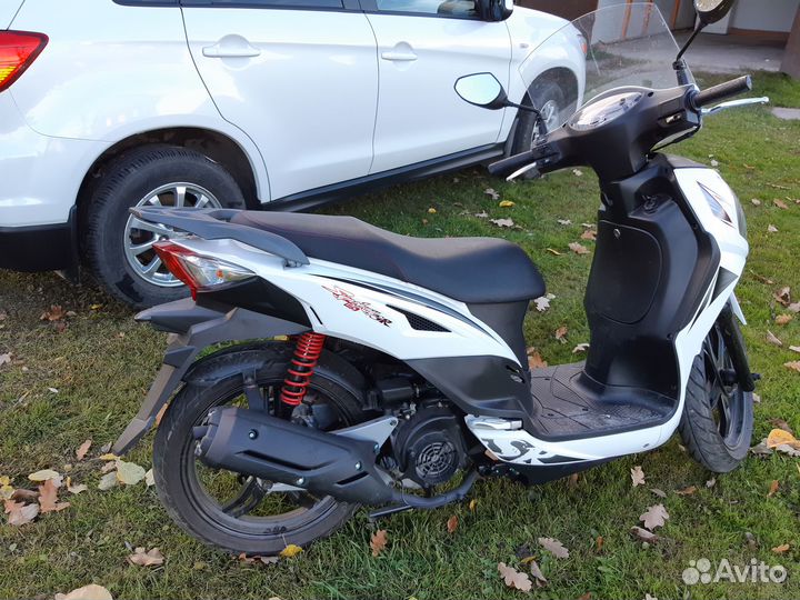 Скутер SYM 125