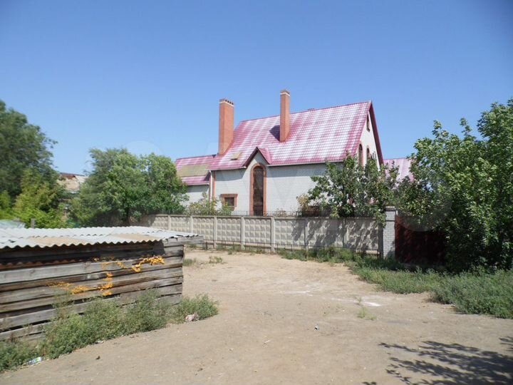 Коттедж 425 м² на участке 11 сот.