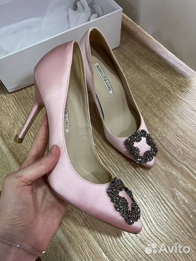 Туфли на каблуке Manolo Blahnik