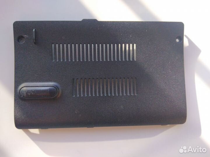 Заглушка поддона ноутбука Asus N61D