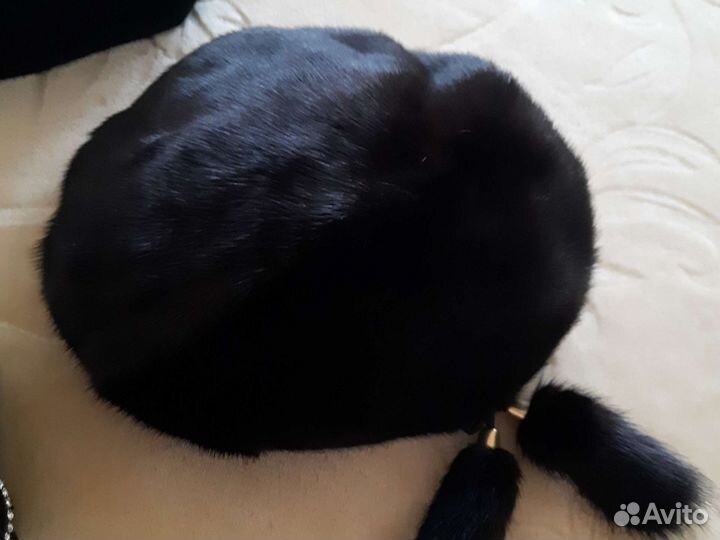 Берет женский