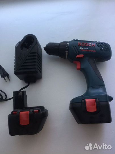 Шуруповерт bosch 12v