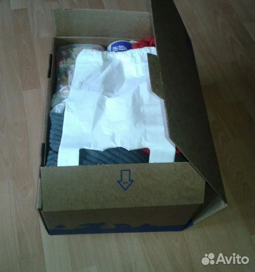 Коробка с вещами