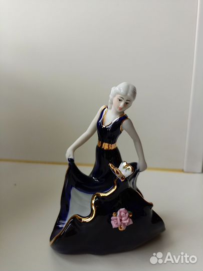 Салфетница Дама в синем